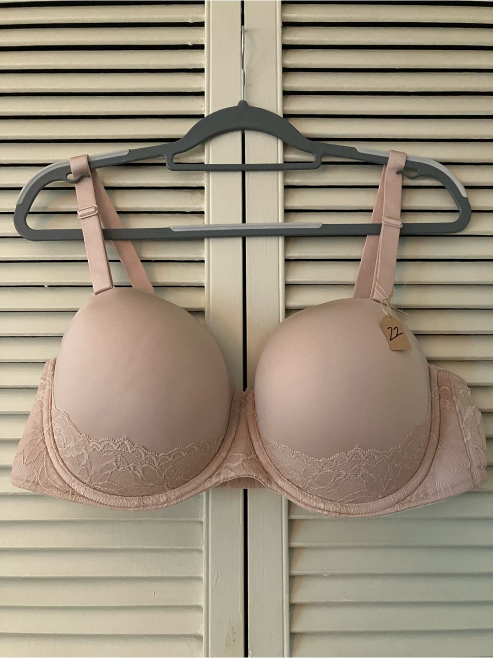 Torrid 42DD Nude Everyday Smooth Lace-Trim Underwire Push-up Convertible bra